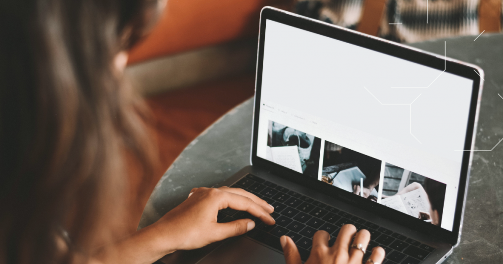 customer browsing the web